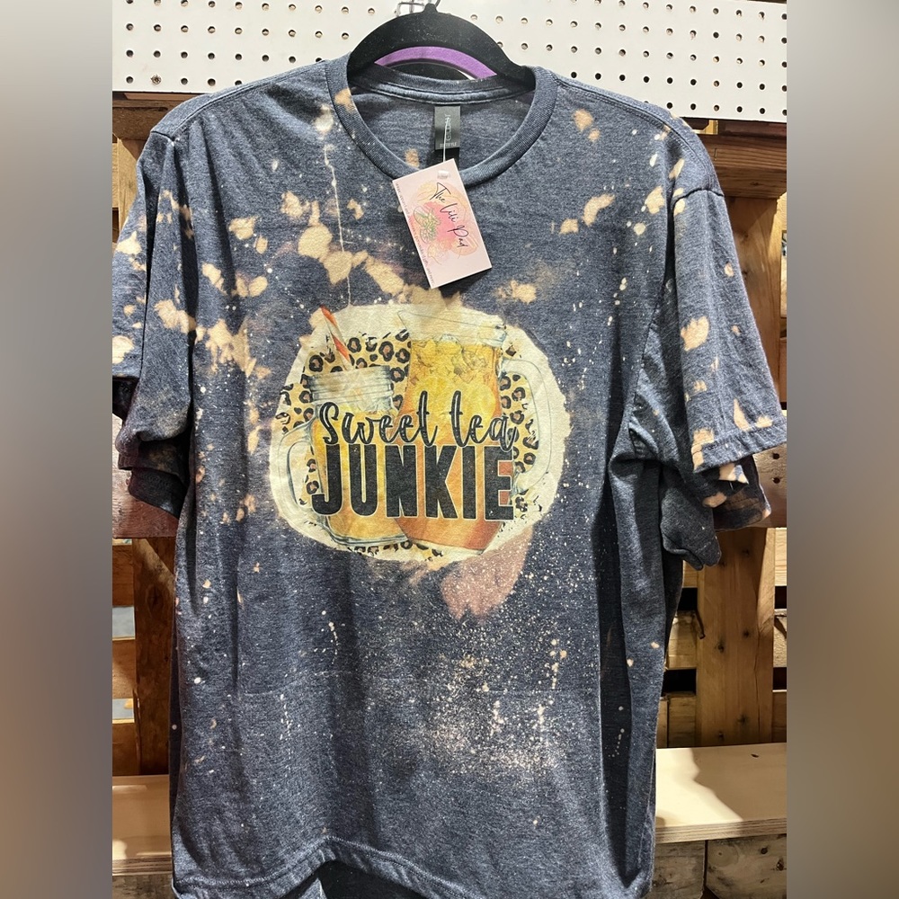 Personalized t-shirts many sizes